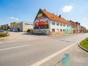 Prodej bytu 1+1, Lišov, třída 5. května, 42 m2