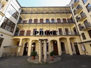 Pronájem kanceláře, Praha - Smíchov, Štefánikova, 63 m2