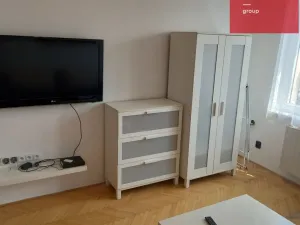 Pronájem bytu 1+1, Ostrava, Zeyerova, 30 m2