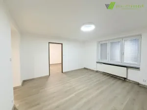 Pronájem bytu 2+1, Hodonín, nám. B. Martinů, 61 m2