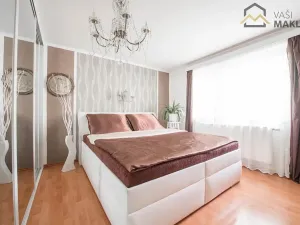 Pronájem rodinného domu, Mochov, Na Zátiší, 183 m2