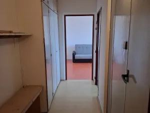 Pronájem bytu 1+1, Tábor, Helsinská, 43 m2