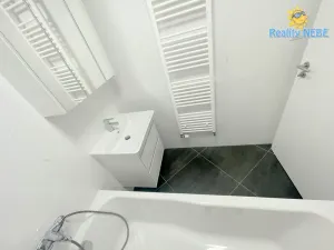 Pronájem bytu 2+kk, Praha - Záběhlice, Klapálkova, 58 m2