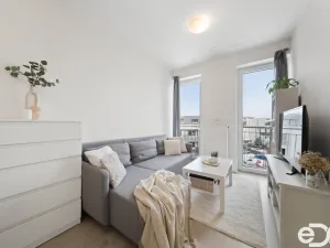 Prodej bytu 2+kk, Hradec Králové, Antonína Petrofa, 39 m2