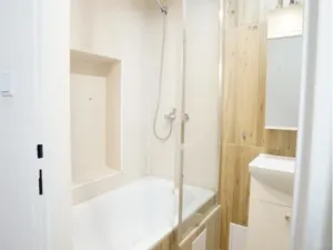 Pronájem bytu 2+1, Jaroměř, Arnošta Heidricha, 53 m2