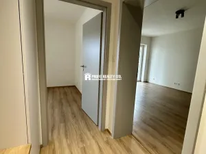 Pronájem bytu 2+kk, Beroun, Na Dražkách, 47 m2