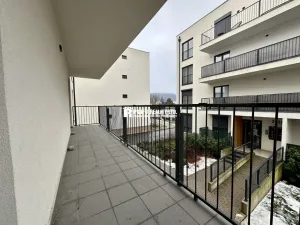 Pronájem bytu 2+kk, Beroun, Na Dražkách, 47 m2
