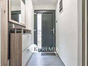 Pronájem bytu 2+1, Teplice, Karla Čapka, 42 m2