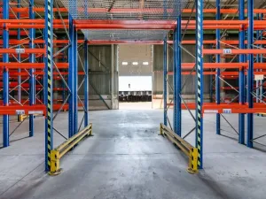 Pronájem skladu, Sosnová, 4438 m2