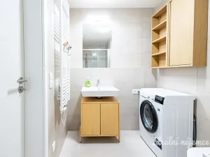 Pronájem bytu 1+kk, Praha - Hostivař, Nurmiho, 40 m2