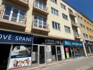 Pronájem bytu 2+1, Zlín, třída Tomáše Bati, 50 m2