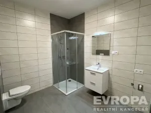 Pronájem bytu 2+kk, Žirovnice, Havlíčkovo náměstí, 39 m2