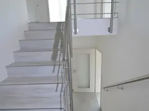 Pronájem rodinného domu, Vestec, Erbenova, 140 m2