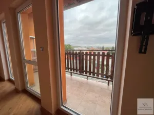 Pronájem bytu 2+kk, Karlovy Vary, Závodu míru, 68 m2