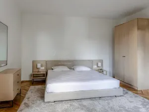 Prodej bytu 3+1, Praha - Bubeneč, Jugoslávských partyzánů, 79 m2