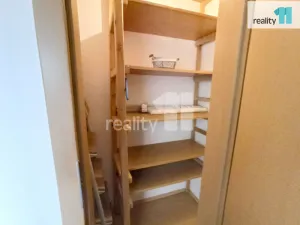 Pronájem bytu 1+kk, Praha - Hostivař, Vladycká, 33 m2