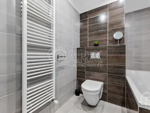 Prodej bytu 2+kk, Praha - Uhříněves, Oty Bubeníčka, 51 m2