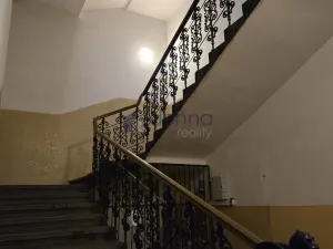 Pronájem bytu 1+kk, Praha, Spálená, 30 m2