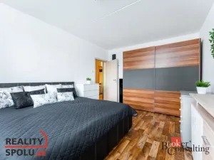 Prodej bytu 2+kk, Pardubice - Zelené Předměstí, nábřeží Závodu míru, 40 m2