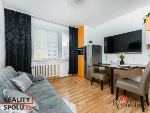 Prodej bytu 2+kk, Pardubice - Zelené Předměstí, nábřeží Závodu míru, 40 m2