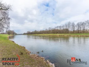 Prodej bytu 2+kk, Pardubice - Zelené Předměstí, nábřeží Závodu míru, 40 m2