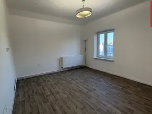 Pronájem bytu 1+1, Opava, Krnovská, 40 m2