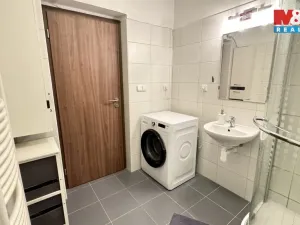 Pronájem bytu 2+kk, Olomouc, Hodolanská, 51 m2