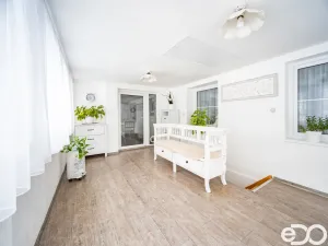 Prodej rodinného domu, Kostomlátky, 5. května, 176 m2