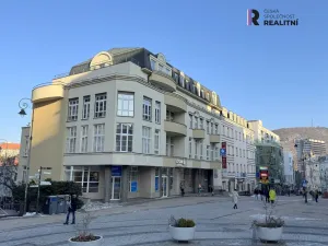 Pronájem kanceláře, Karlovy Vary, T. G. Masaryka, 133 m2