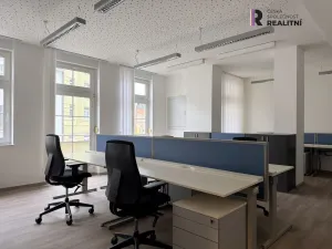 Pronájem kanceláře, Karlovy Vary, T. G. Masaryka, 110 m2