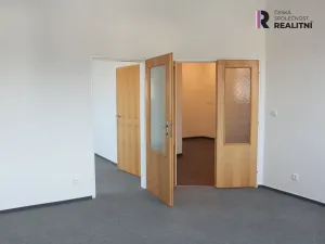 Pronájem kanceláře, Karlovy Vary, T. G. Masaryka, 42 m2