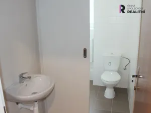 Pronájem kanceláře, Karlovy Vary, T. G. Masaryka, 42 m2