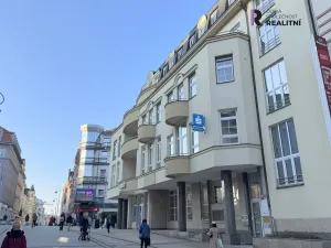Pronájem kanceláře, Karlovy Vary, T. G. Masaryka, 42 m2