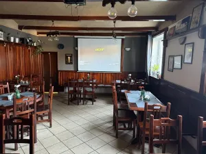 Pronájem restaurace, Praha - Čakovice, Cukrovarská, 155 m2