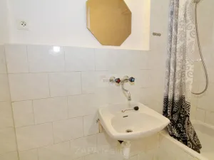 Pronájem bytu 1+1, Praha - Strašnice, Na Třebešíně, 30 m2