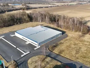 Pronájem výrobních prostor, Cheb, 2435 m2