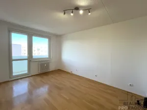 Pronájem bytu 3+1, Moravský Krumlov, Sídliště, 72 m2