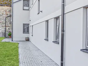 Pronájem bytu 1+kk, Chýnice, Karlštejnská, 38 m2