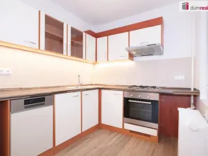 Pronájem bytu 2+kk, Praha - Michle, Podle Kačerova, 41 m2