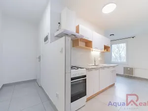 Pronájem bytu 2+1, Cheb, Palackého, 53 m2