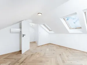 Prodej bytu 4+kk, Praha - Vršovice, Žitomírská, 103 m2