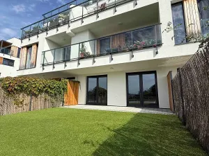 Pronájem bytu 2+kk, Hluboká nad Vltavou, Potoční, 52 m2