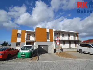 Pronájem bytu 4+kk, Vestec, Nezvalova, 103 m2