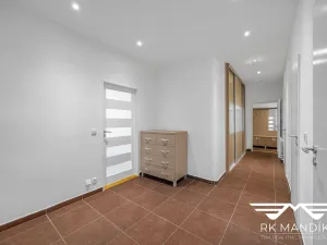 Pronájem bytu 3+kk, Praha - Nusle, Nad studánkou, 74 m2