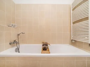 Pronájem bytu 2+kk, Praha - Řeporyje, Wiesenthalova, 59 m2