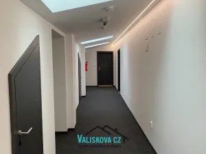 Pronájem bytu 2+kk, Kroměříž, 66 m2