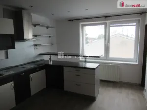 Pronájem bytu 2+1, Praha - Kobylisy, Ořechová, 65 m2