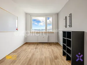Prodej bytu 3+1, Zlín, Na Honech II, 70 m2