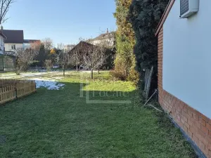 Pronájem garážového stání, Praha - Žižkov, Pod vrcholem, 30 m2