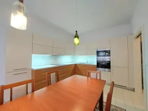 Pronájem bytu 2+1, Pardubice - Zelené Předměstí, Havlíčkova, 73 m2